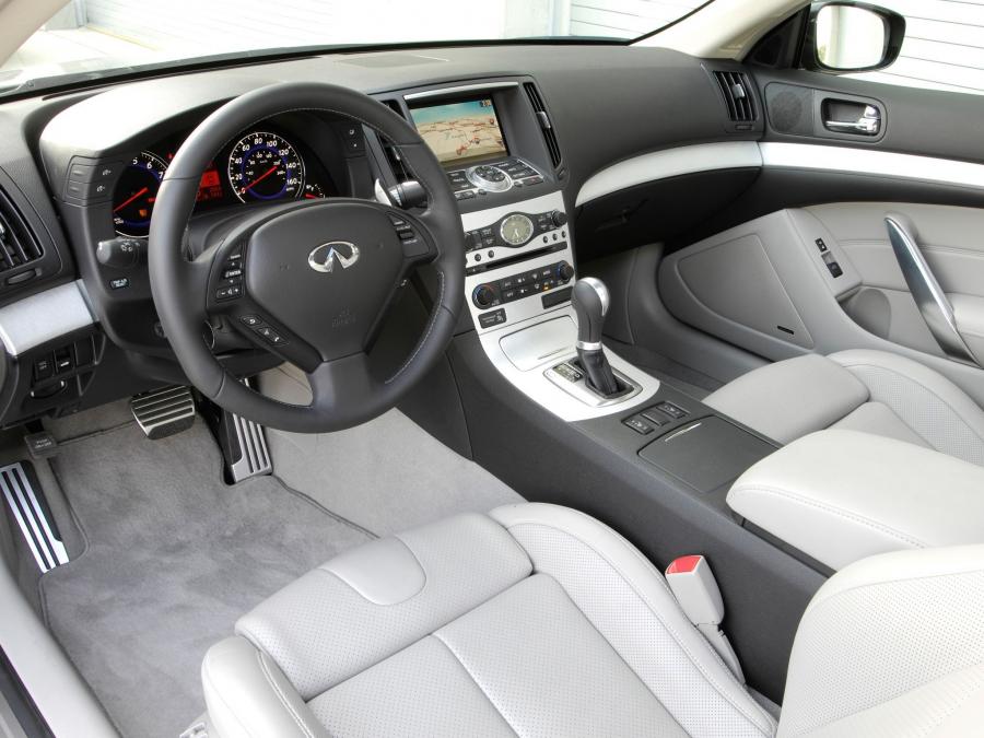  Infiniti G37 Coupe 2007 года  (фото 63 из 74)